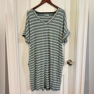 SAGE STRIPED DRESS W/ POCKETS